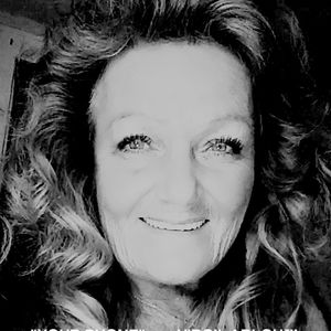 Meet your Posher, Faye